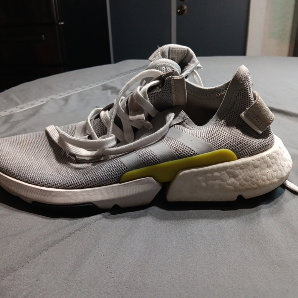Adidas Mens POD S3.1 B42056 Gray Running Shoes Sneakers Size men 11